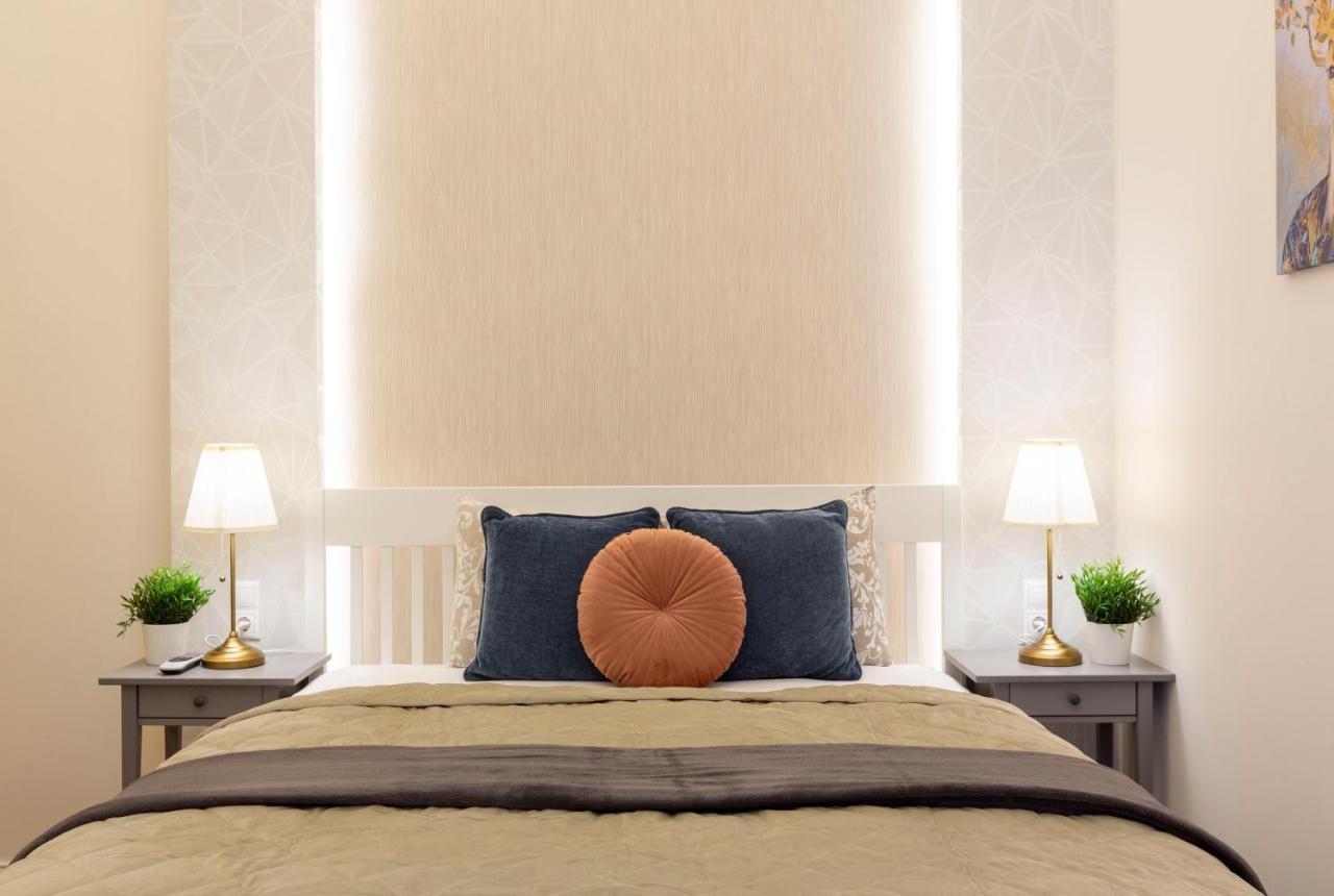 Luxurious Central Apartment In Liszt Ferenc Square Budapest Extérieur photo